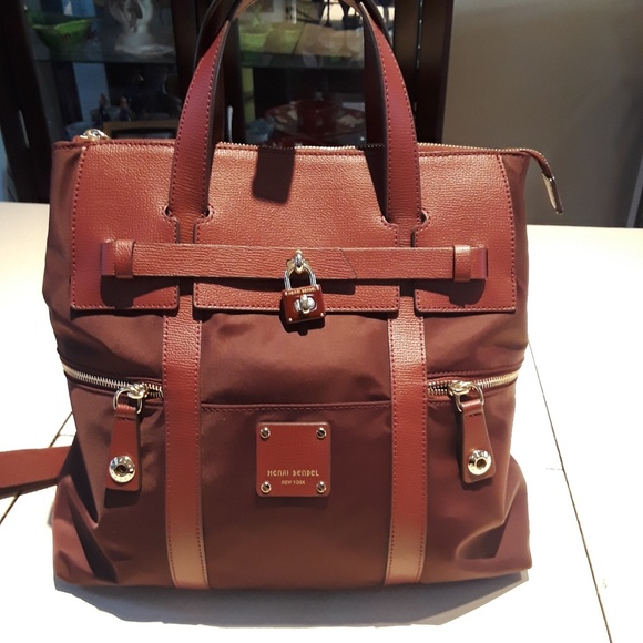 henri bendel Handbags - Excellent condition Henri bendel jetsetter